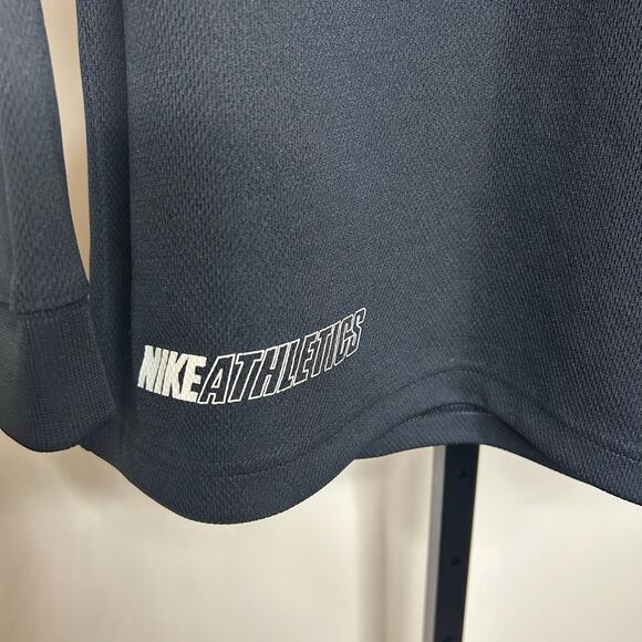 Nike Athletics Shirt-Large-vintage, long sleeve,‎ black white - Picture 2 of 4